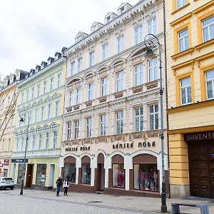 https://th-apartment.marianskelaznehotels.net
